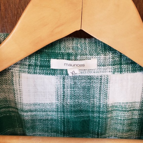 Maurices Green & White Flannel - Picture 3 of 5